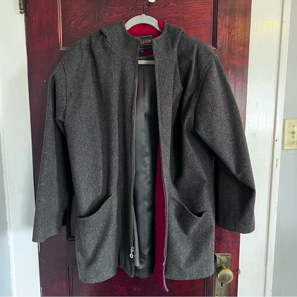 EUC Pendleton Women’s Hooded Wool Coat size 12 in Gray - Picture 2 of 12